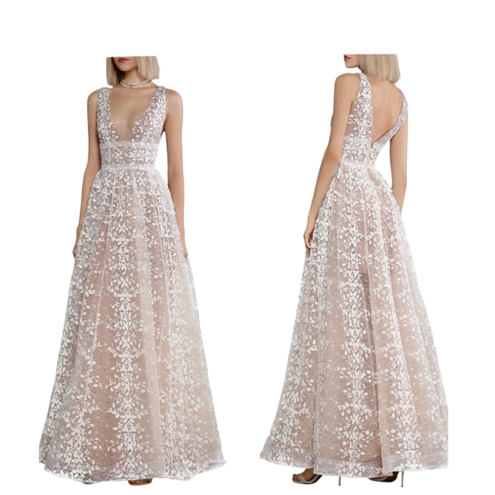 Bronx and Banco “Megan” gown white xs